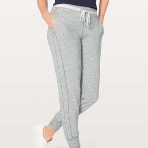 Lululemon cool and collected joggers